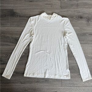 TAHARI Mock Neck Top